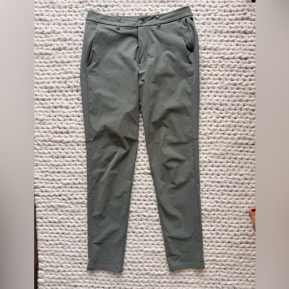 lululemon athletica Men's Olive Chino-Style Performance Pants